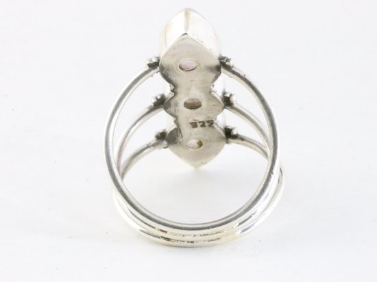 Opengewerkte zilveren ring met 3 rozenkwarts stenen afbeelding 3