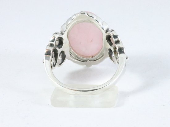 Zware bewerkte zilveren ring met rozenkwarts afbeelding 3