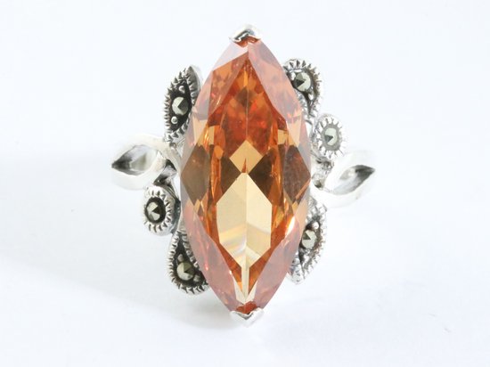 Zware zilveren ring met citrien en marcasiet afbeelding 4