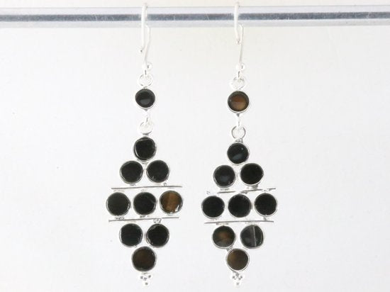 Lange zilveren oorbellen met onyx afbeelding 2