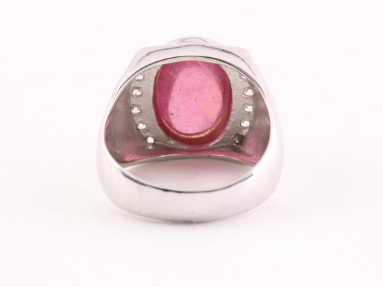 Bewerkte zilveren herenring met robijn en witte topaas afbeelding 3