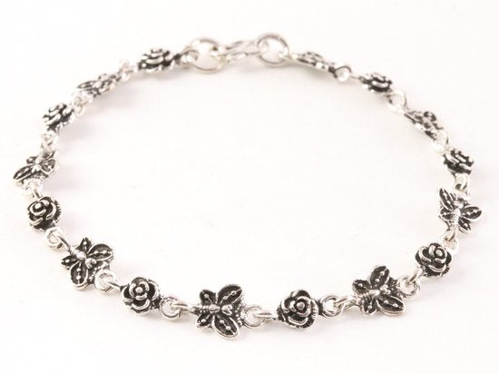 Fijne zilveren armband met vlinders en roosjes afbeelding 1