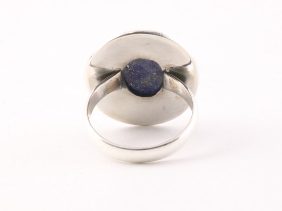 Bewerkte ovale zilveren ring met lapis lazuli afbeelding 3