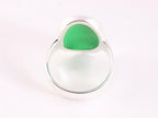 Ovale hoogglans zilveren ring met groene parelmoer afbeelding 3