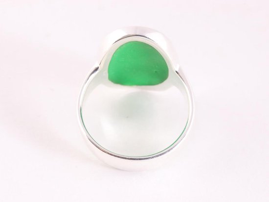 Ovale hoogglans zilveren ring met groene parelmoer afbeelding 3