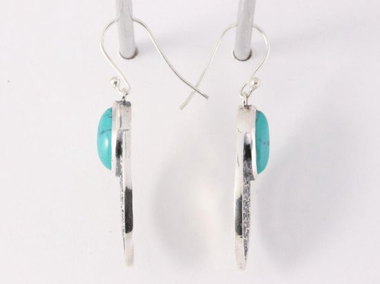 Lange opengewerkte zilveren oorbellen met turkoois afbeelding 2