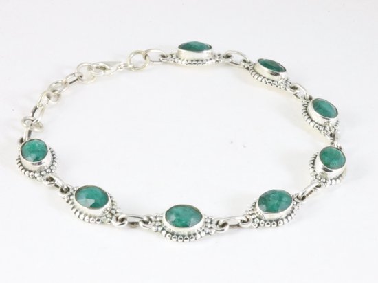 Bewerkte zilveren armband met smaragd afbeelding 2