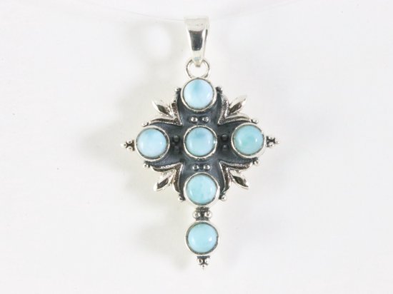 Bewerkte zilveren kruishanger met larimar afbeelding 4