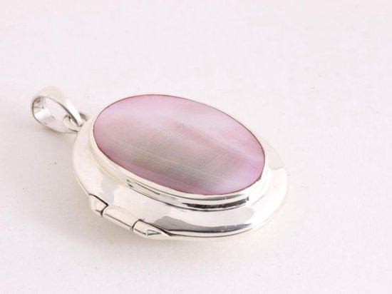 Ovaal hoogglans zilveren medaillon met roze parelmoer afbeelding 2