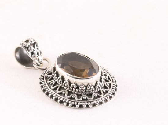 Bewerkte zilveren hanger met rookkwarts afbeelding 2