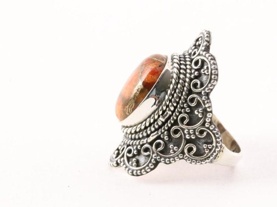 Bewerkte zilveren ring met rode koperturkoois afbeelding 2