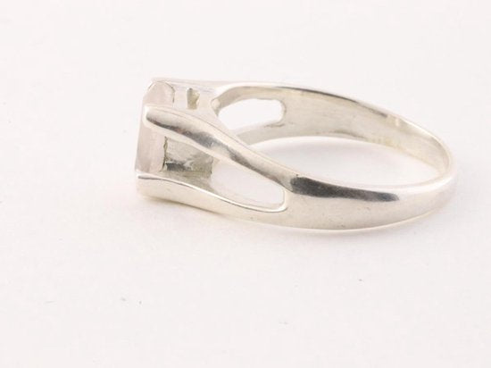 Fijne zilveren ring met rozenkwarts afbeelding 3