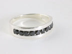 Fijne hoogglans zilveren ring met onyx afbeelding 1