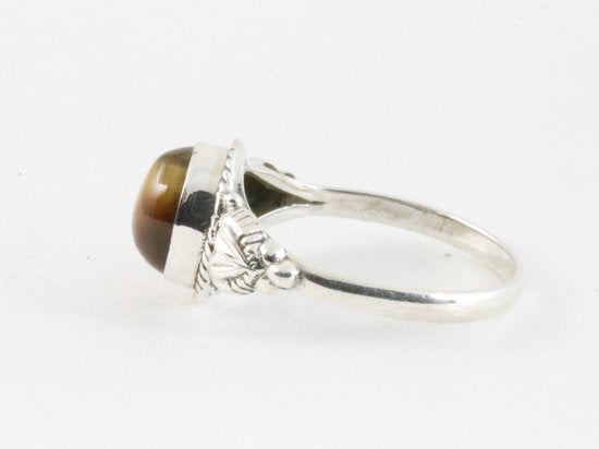 Bewerkte zilveren ring met tijgeroog afbeelding 2