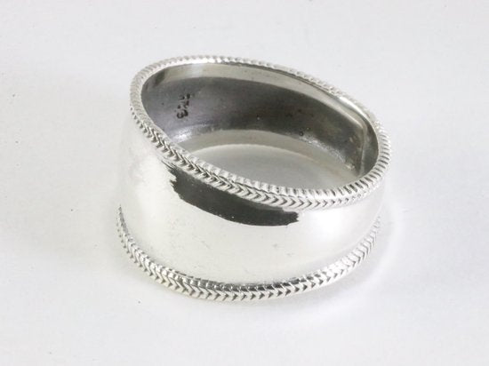 Brede hoogglans zilveren ring met kabelpatronen afbeelding 2