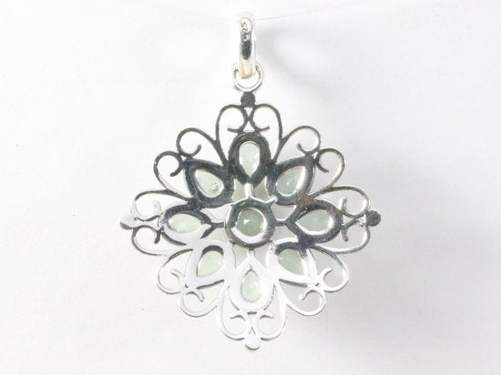 Opengewerkte zilveren hanger met groene amethist afbeelding 3