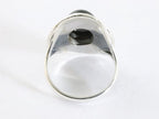 Zware bewerkte zilveren ring met onyx afbeelding 3