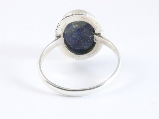 Bewerkte ovale zilveren ring met lapis lazuli afbeelding 3