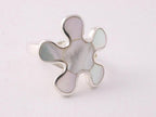 Zilveren ring met parelmoer afbeelding 1