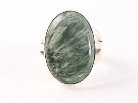 Grote ovale zilveren ring met groene serafiniet afbeelding 4