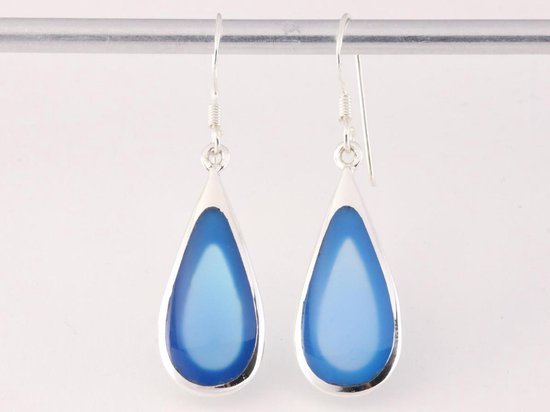 Druppelvormige zilveren oorbellen met blauwe agaat afbeelding 4