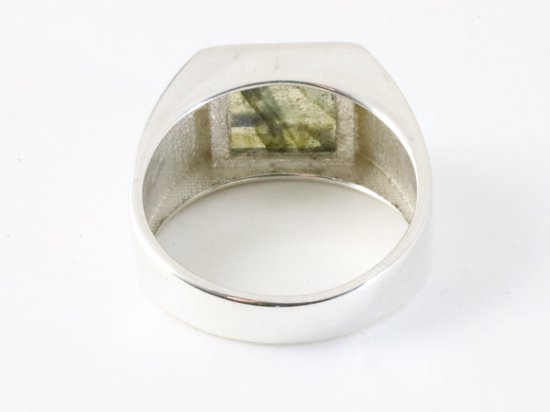 Zilveren zegelring met labradoriet afbeelding 3