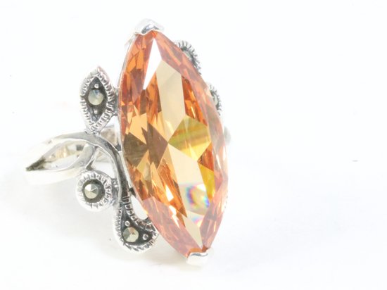 Zware zilveren ring met champagne kwarts en marcasiet afbeelding 1
