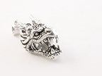Zilveren drakenkop hanger aan jasseron ketting afbeelding 2