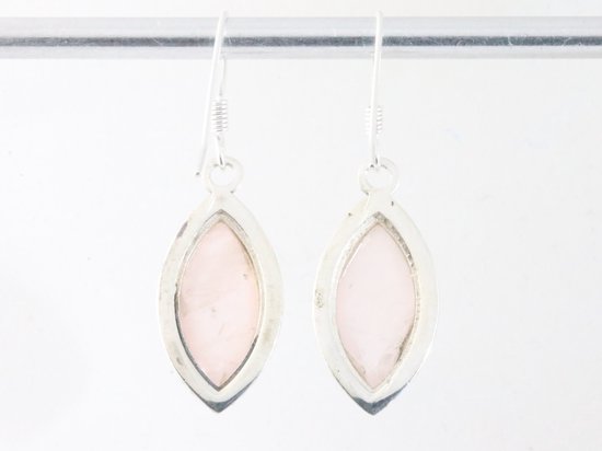 Bewerkte zilveren oorbellen met rozenkwarts afbeelding 3
