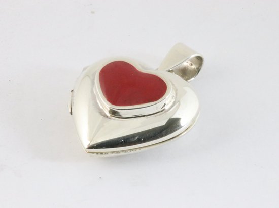 Hartvormig zilveren medaillon met rode koraal steen afbeelding 2