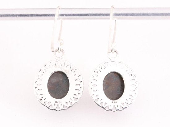 Opengewerkte zilveren oorbellen met azuriet afbeelding 3