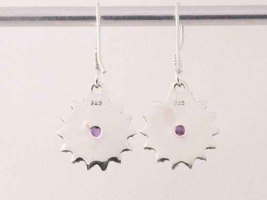 Fijne bewerkte zilveren oorbellen met amethist afbeelding 3