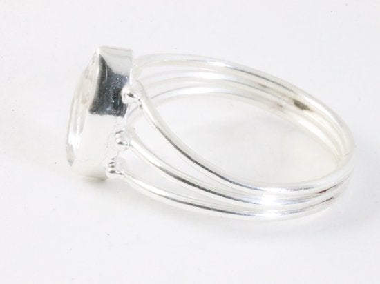 Opengewerkte zilveren ring met bergkristal afbeelding 2