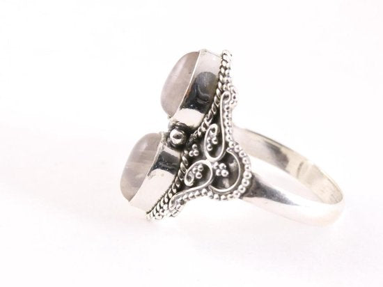 Bewerkte zilveren ring met rozenkwarts afbeelding 2