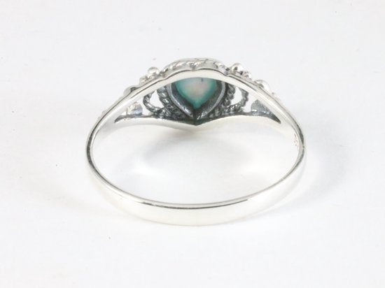 Fijne bewerkte zilveren ring met Australische opaal afbeelding 3