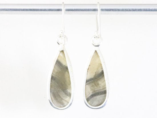 Druppelvormige zilveren oorbellen met Mexicaanse laguna lace agaat afbeelding 2