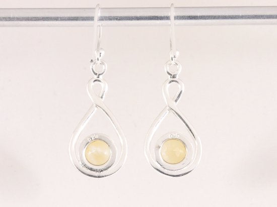 Opengewerkte zilveren oorbellen met citrien afbeelding 3