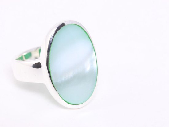 Ovale hoogglans zilveren ring met groene parelmoer afbeelding 1