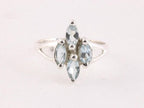 Fijne zilveren ring met blauwe topaas afbeelding 4