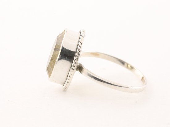 Bewerkte zilveren ring met citrien afbeelding 2