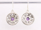 Ronde opengewerkte zilveren oorbellen met amethist afbeelding 3