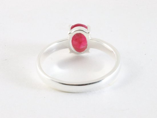 Fijne hoogglans zilveren ring met robijn afbeelding 3