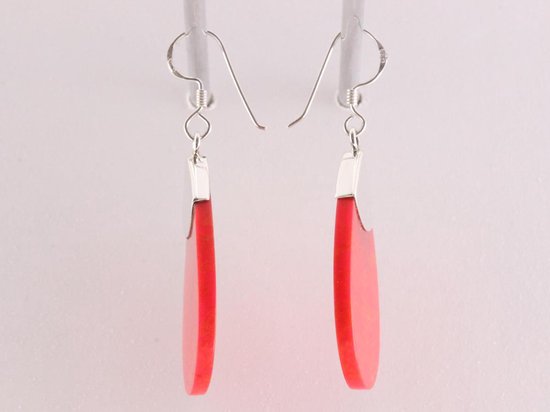 Grote druppelvormige zilveren oorbellen met rode koraal steen afbeelding 2