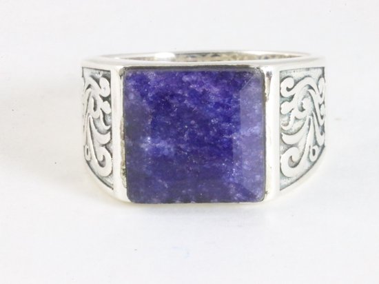 Zware bewerkte zilveren ring met blauwe saffier afbeelding 4