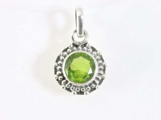 Fijne bewerkte ronde zilveren hanger met peridoot afbeelding 4