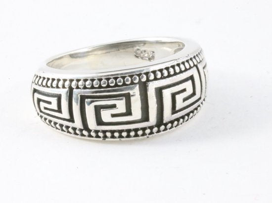 Zilveren ring met Grieks motief afbeelding 1