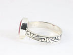 Fijne bewerkte zilveren ring met robijn afbeelding 2