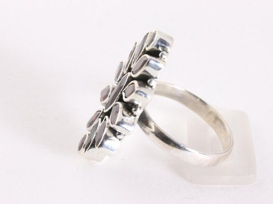 Zilveren ring met granaat stenen afbeelding 2