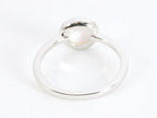Fijne ronde hoogglans zilveren ring met welo opaal afbeelding 3