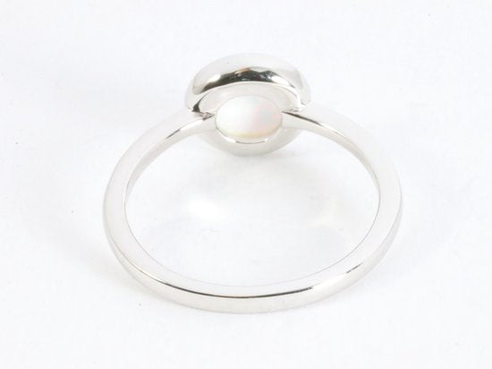 Fijne ronde hoogglans zilveren ring met welo opaal afbeelding 3